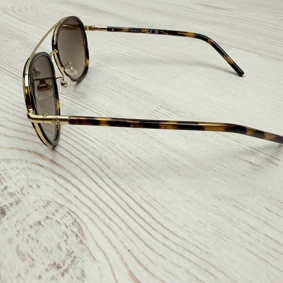 Tory Burch TY 6089 330413 Dark Tortoise Plastic Sunglasses Brown Gradient Lens - Picture 2 of 9